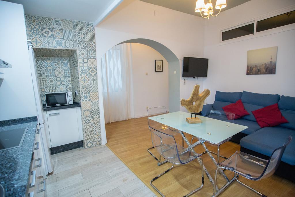 Apartamentos Catedral 말라가 외부 사진