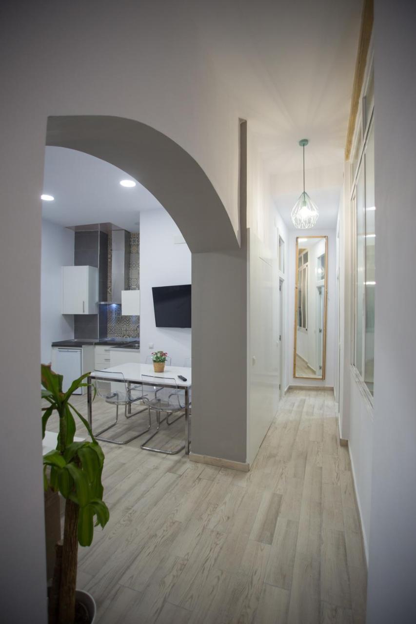 Apartamentos Catedral 말라가 외부 사진