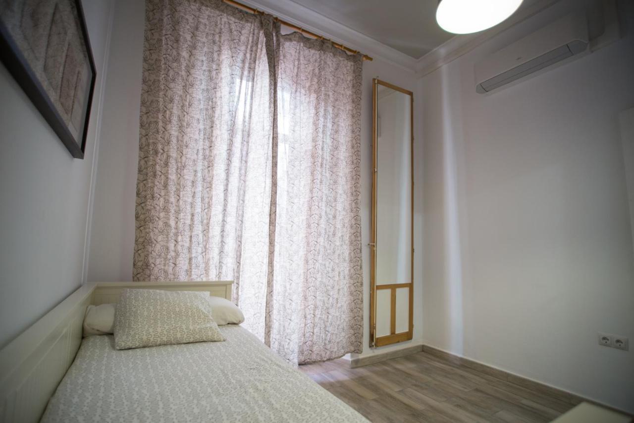 Apartamentos Catedral 말라가 외부 사진